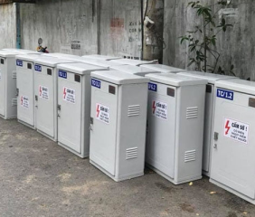 So sánh tủ điện composite và tủ điện kim loại, Đâu là lựa chọn tốt?